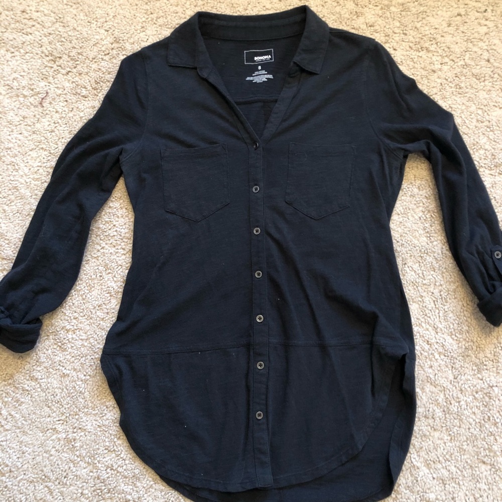 BLACK COLLARED BUTTON DOWN BLOUSE